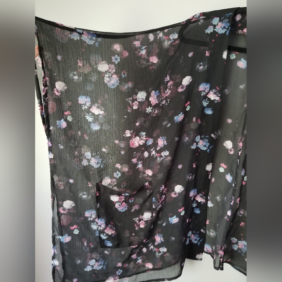 Arizona Jean Co. Floral Cover Up Shirt (Sz. M-L, real fit: one size fits most) - Picture 2 of 3